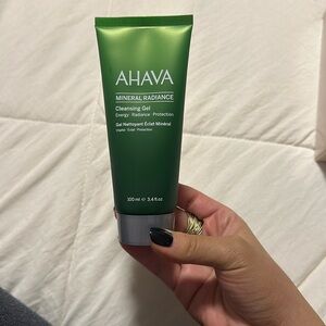 AHAVA mineral radiance cleansing gel
